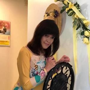 Meet your Posher, Phạm ngọc